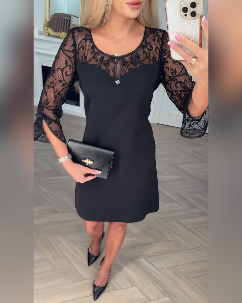 Irena | Elegancka Czarna Sukienka z Koronkowymi Rękawami
